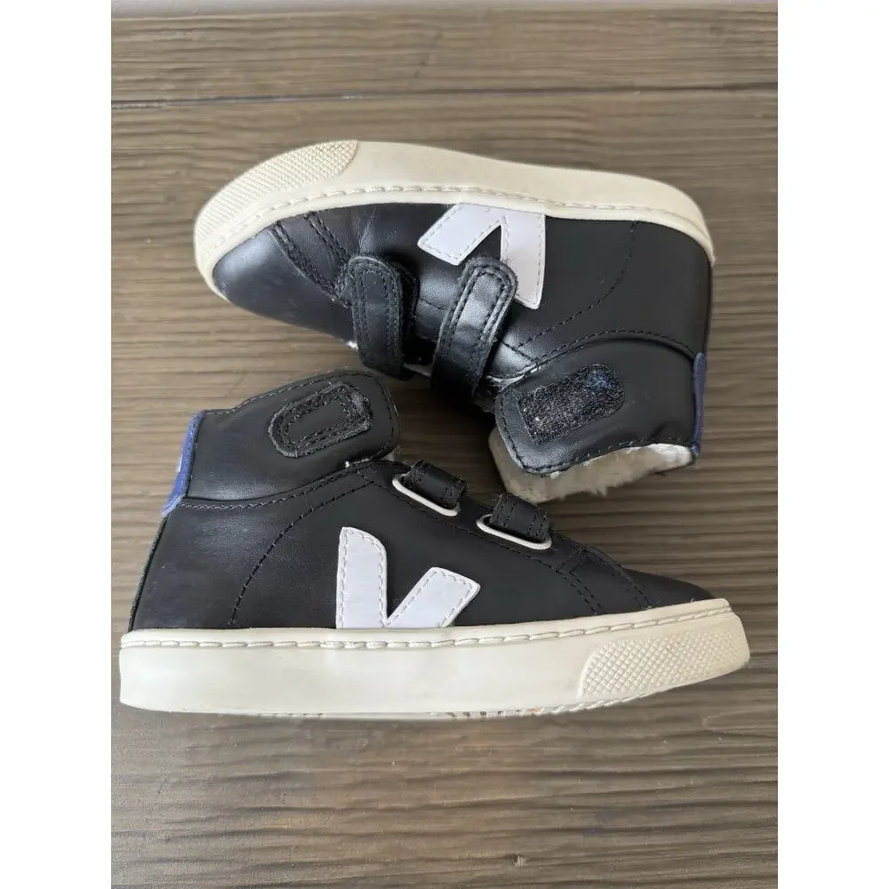 Veja small toddler